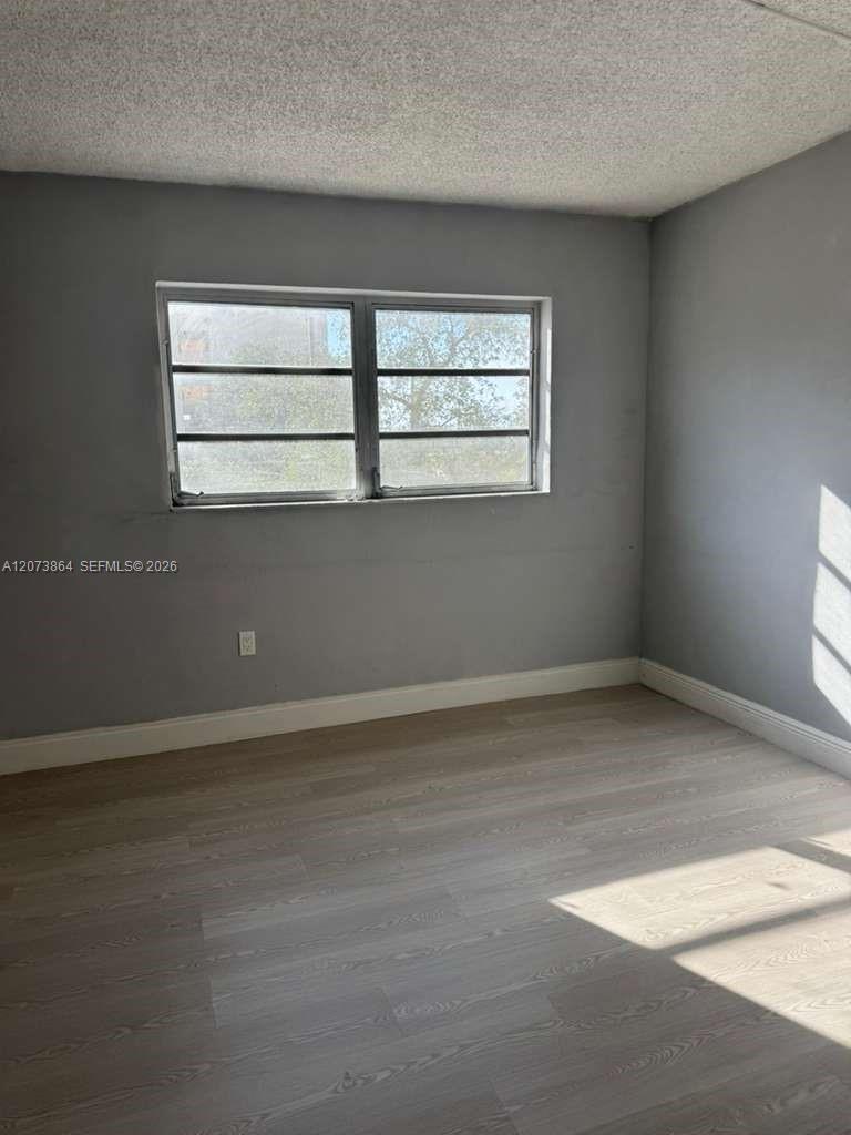 Hialeah, FL 33012 photo 3