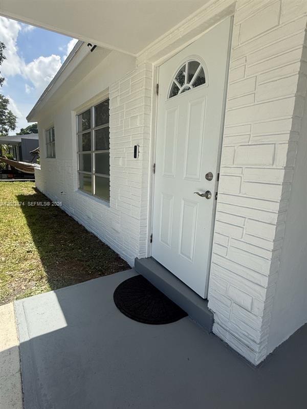 7170 Custer St, Hollywood FL 33024 photo 5