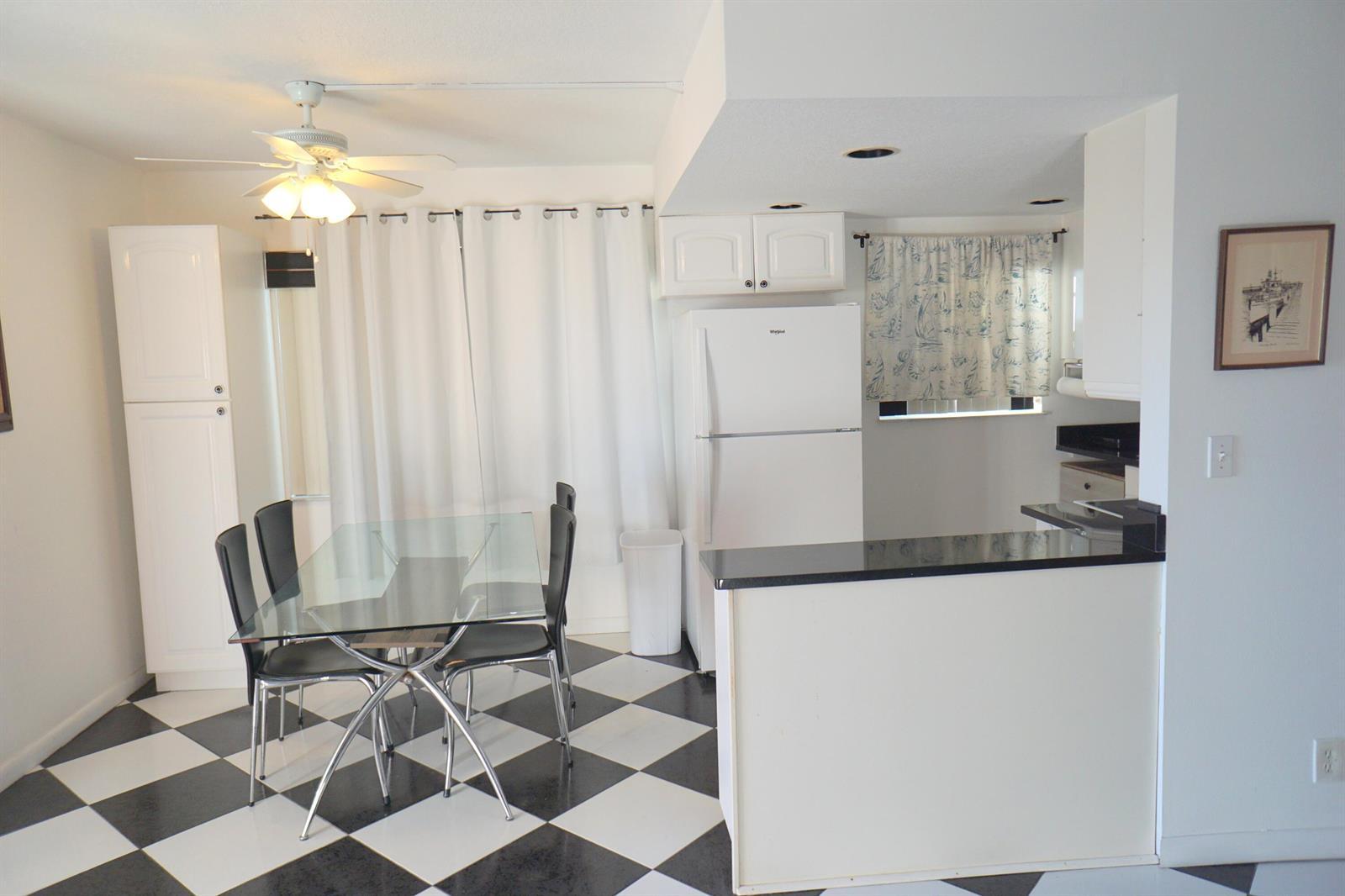 401 Southampton A, West Palm Beach FL 33417 photo 5