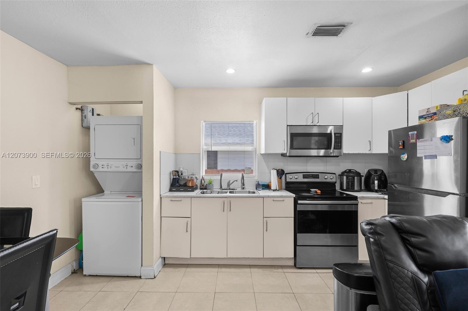 3073 NW 59th St, Miami FL 33142 photo 5