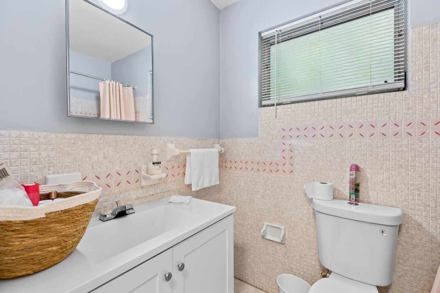 1826 Sherman Street APT 6, Hollywood FL 33020 photo 3