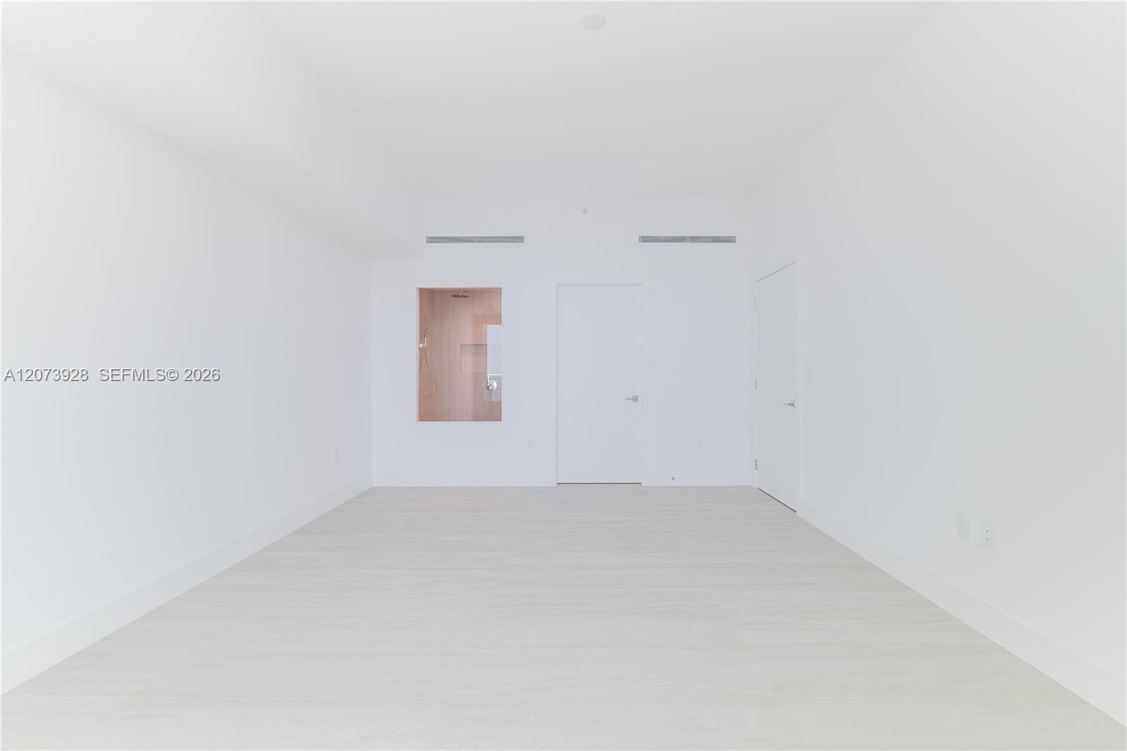 2411 Laguna Cir # 2909, Miami FL 33181 photo 5