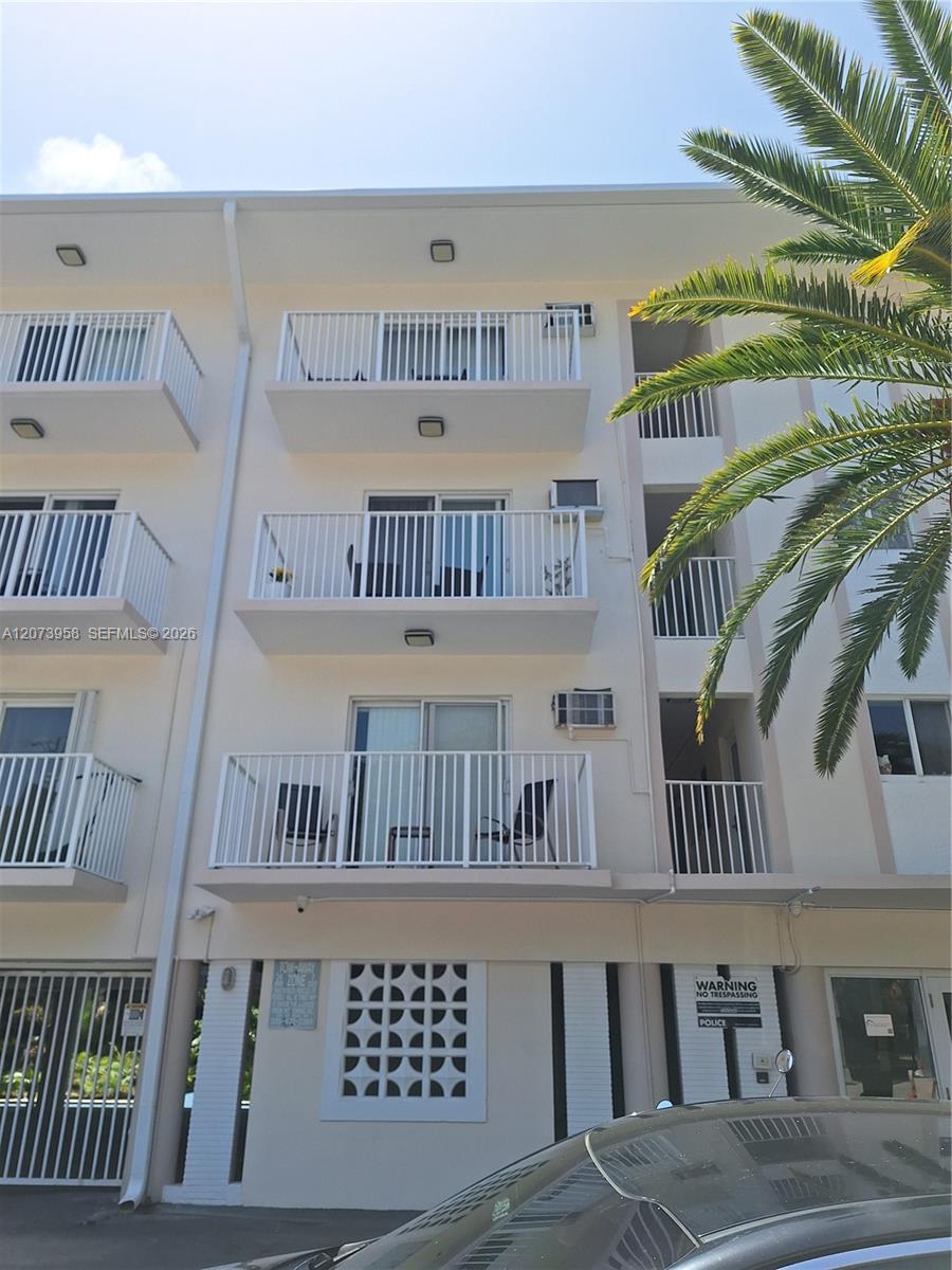 1420 Pennsylvania Ave # 409, Miami Beach FL 33139 photo 3