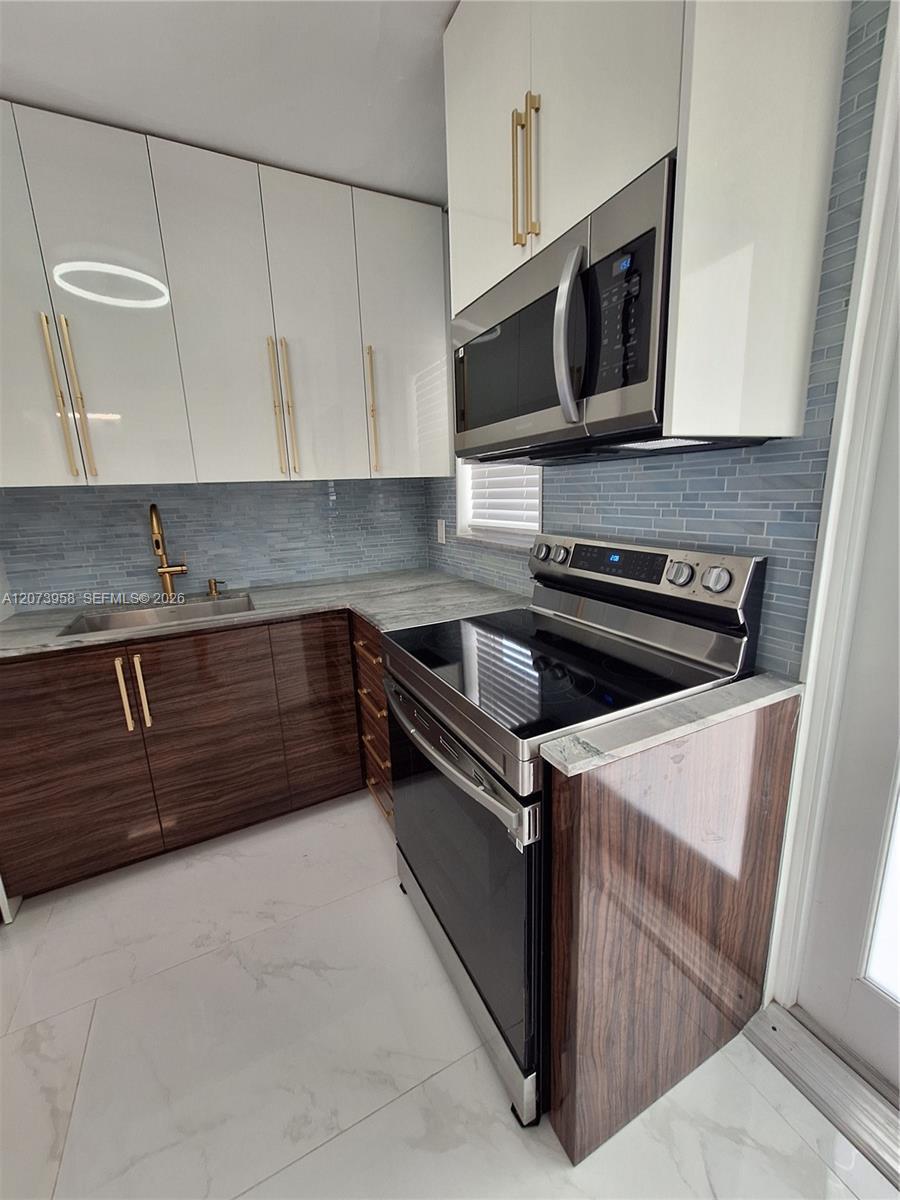 1420 Pennsylvania Ave # 409, Miami Beach FL 33139 photo 5