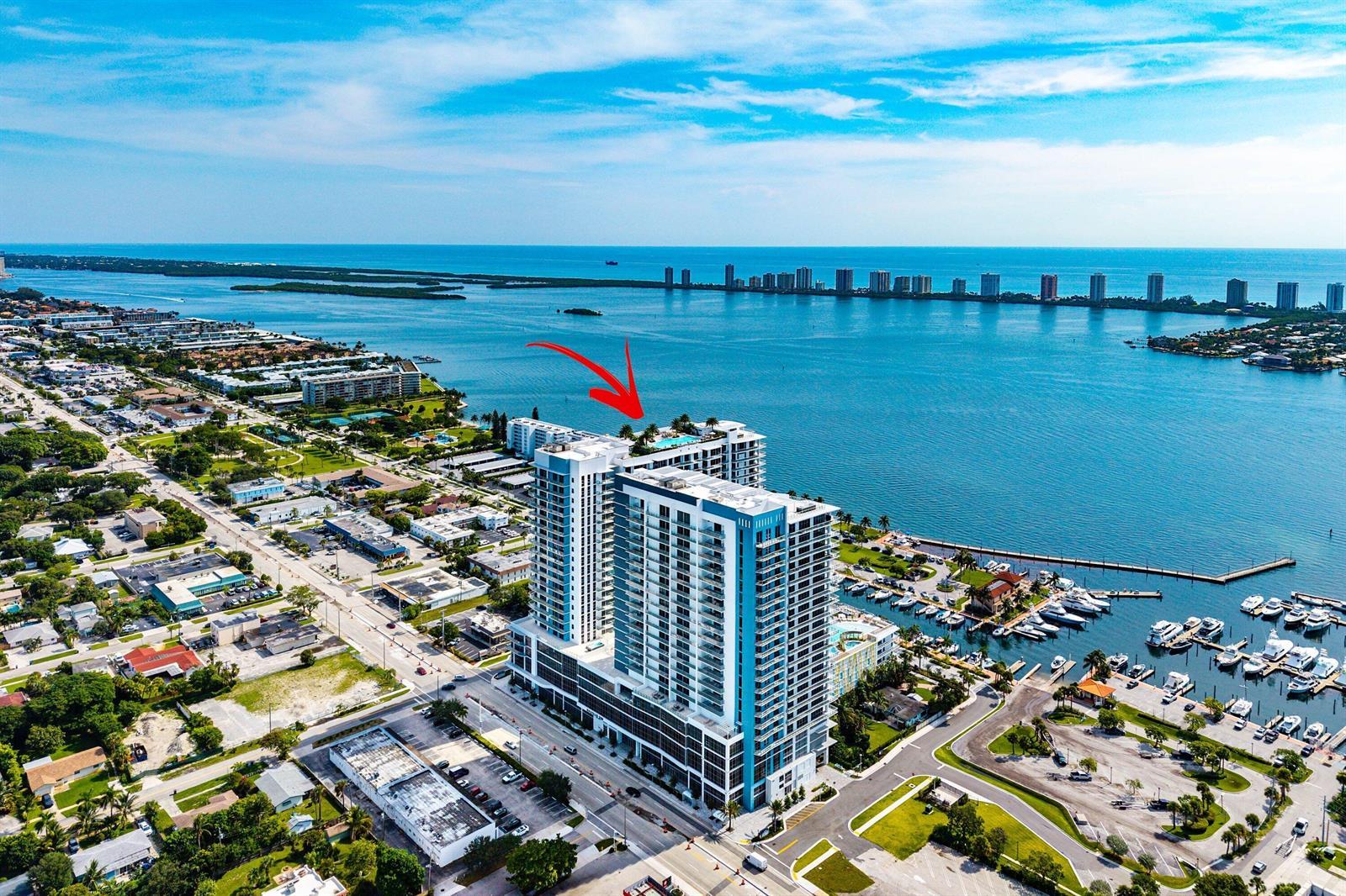 220 LAKE SHORE DR Drive # 1107, Lake Park FL 33403 photo 4