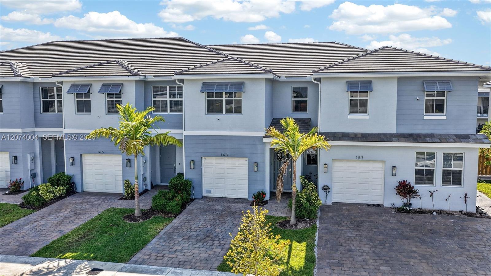 163 NE 13th Cir, Homestead FL 33033 photo 2