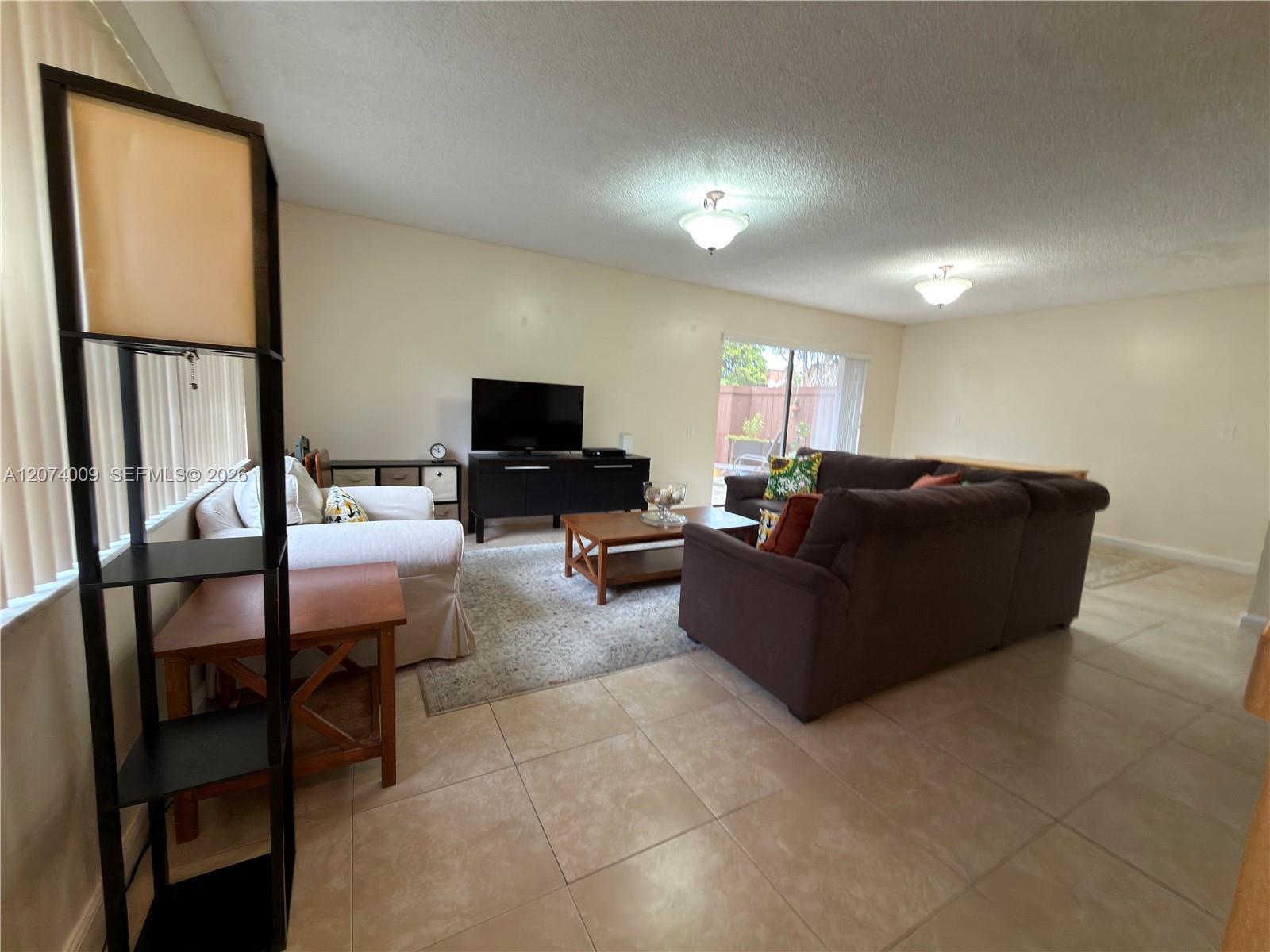 11507 SW 64th St # G, Miami FL 33173 photo 4
