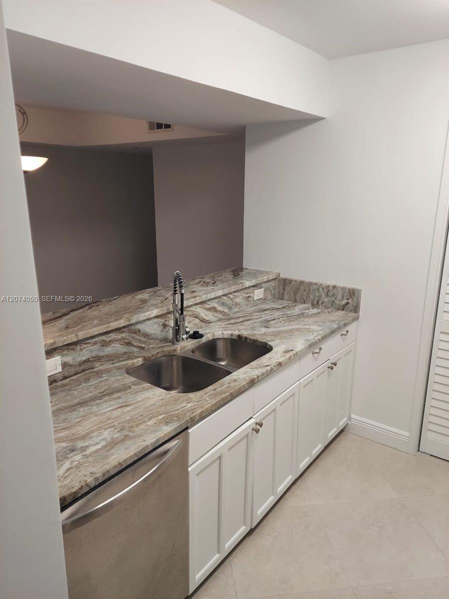 800 Scotia Dr # 103, Hypoluxo FL 33462 photo 5
