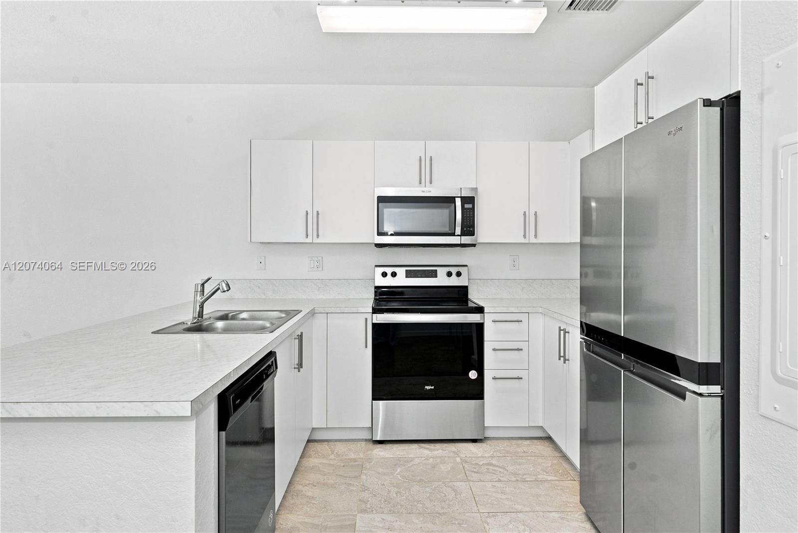 1265 NW 4th Ln, Florida City FL 33034 photo 3