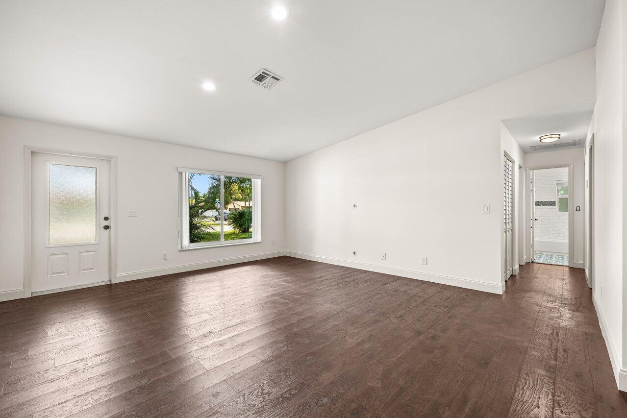 638 SW 4th Avenue, Boynton Beach FL 33426 photo 5