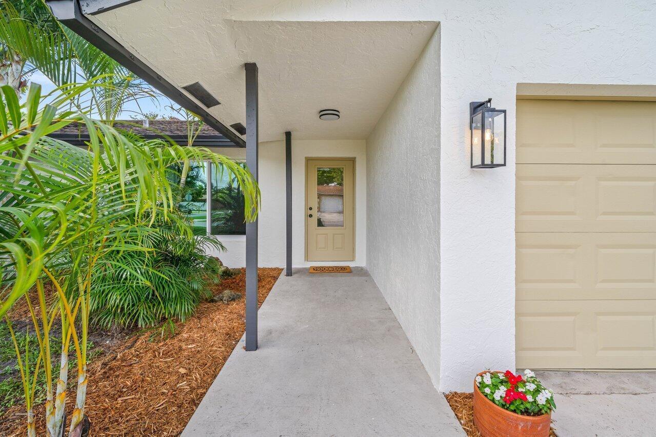 638 SW 4th Avenue, Boynton Beach FL 33426 photo 4
