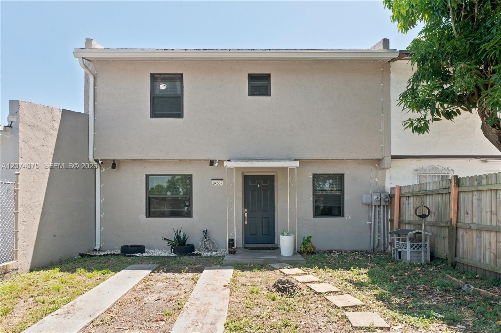 19367 NW 45th Ave, Miami Gardens FL 33055 photo 3