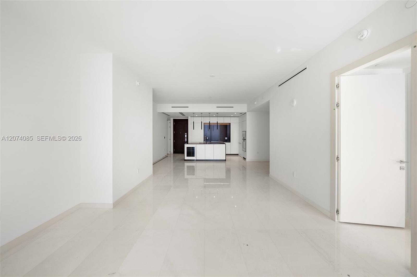 300 Biscayne Blvd Way # 4605, Miami FL 33131 photo 5