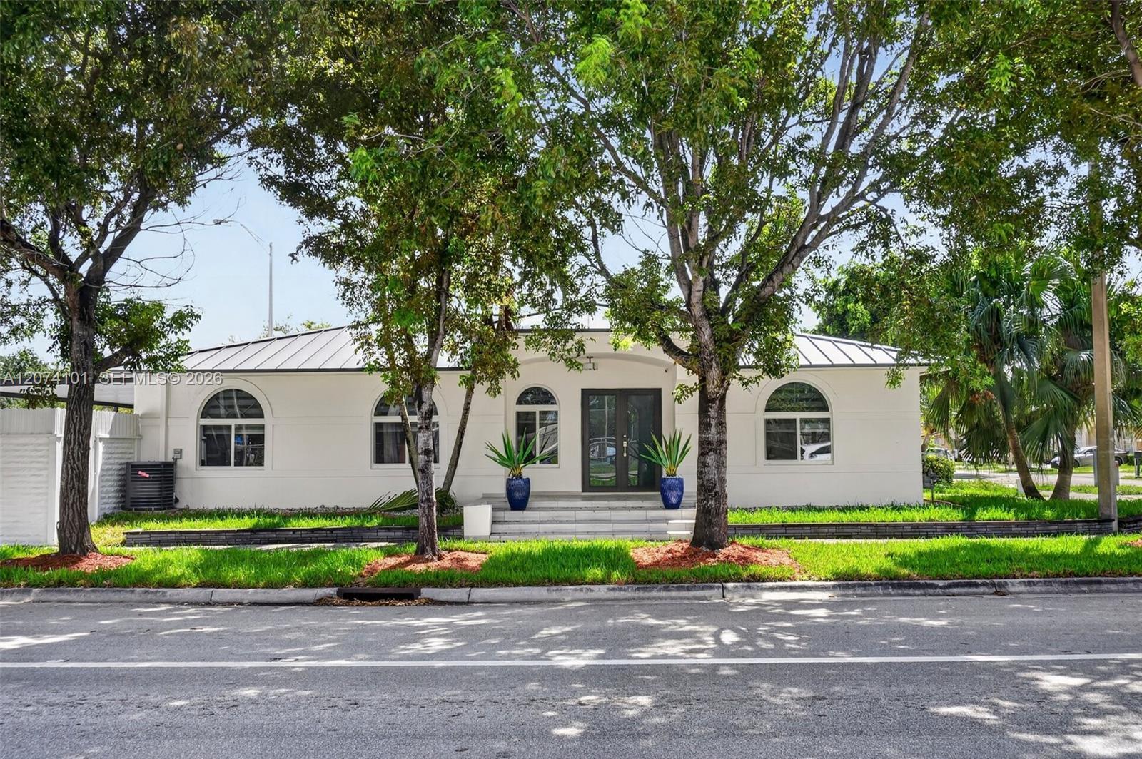 3197 W 79th Pl, Hialeah FL 33018 photo 3