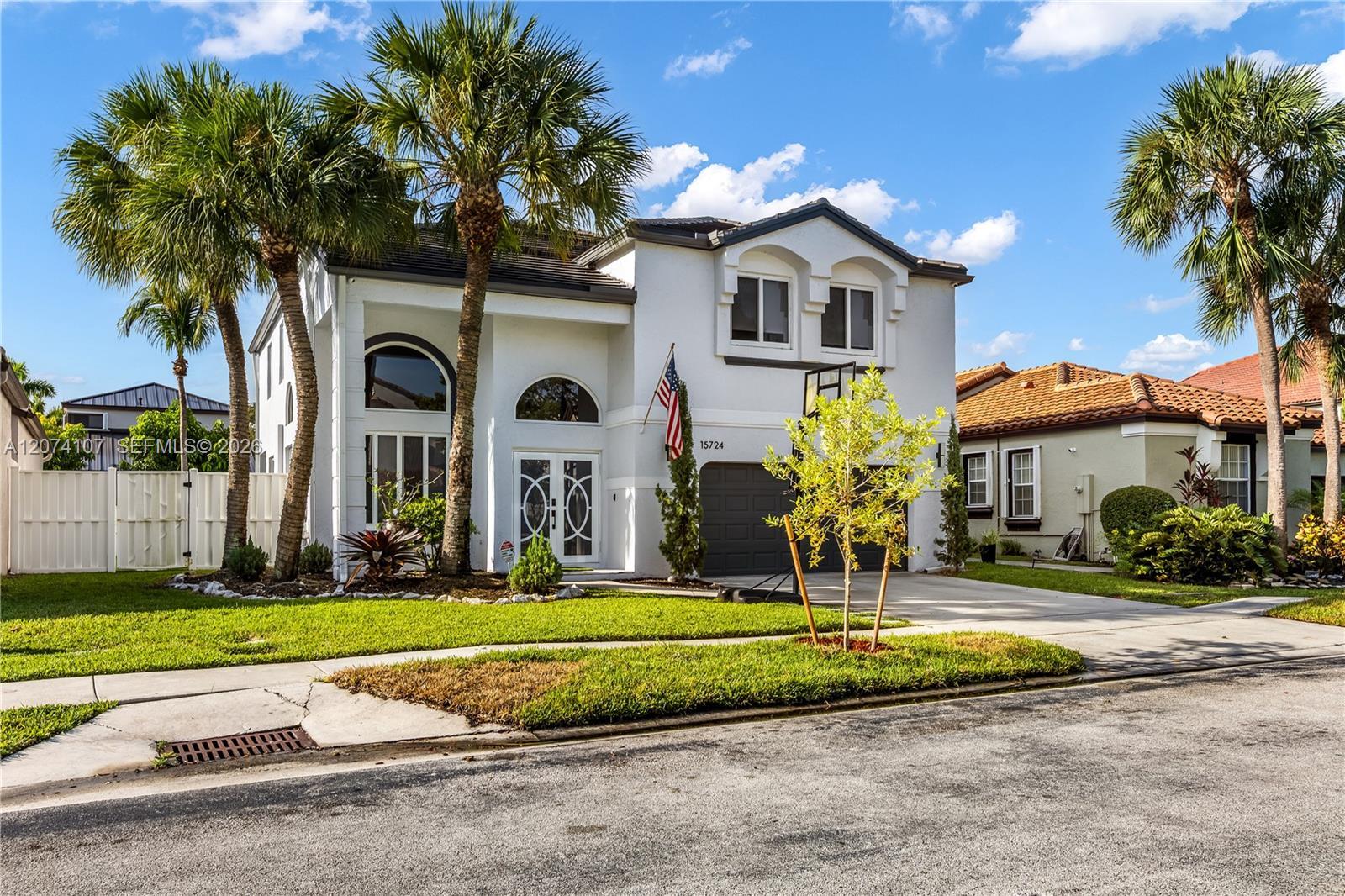15724 NW 11th St, Pembroke Pines FL 33028 photo 2