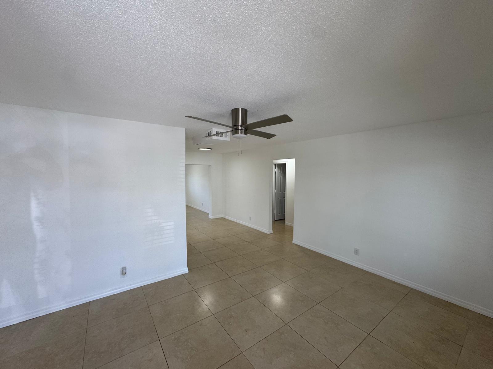 4717 NW 49TH Place, Tamarac FL 33319 photo 2