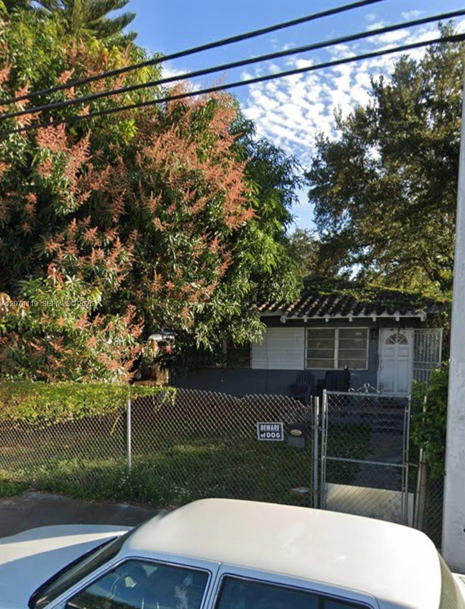 3300 NW 50th St, Miami FL 33142 photo 3