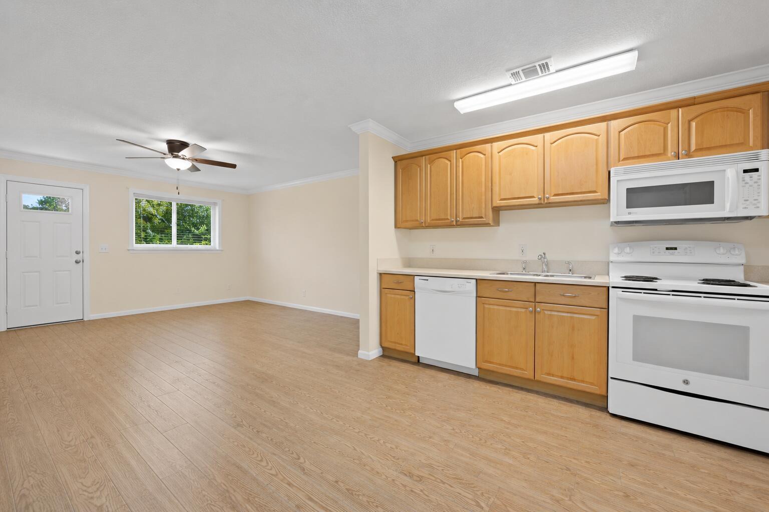 260 JENNINGS Avenue # 262, FL 33463 photo 5