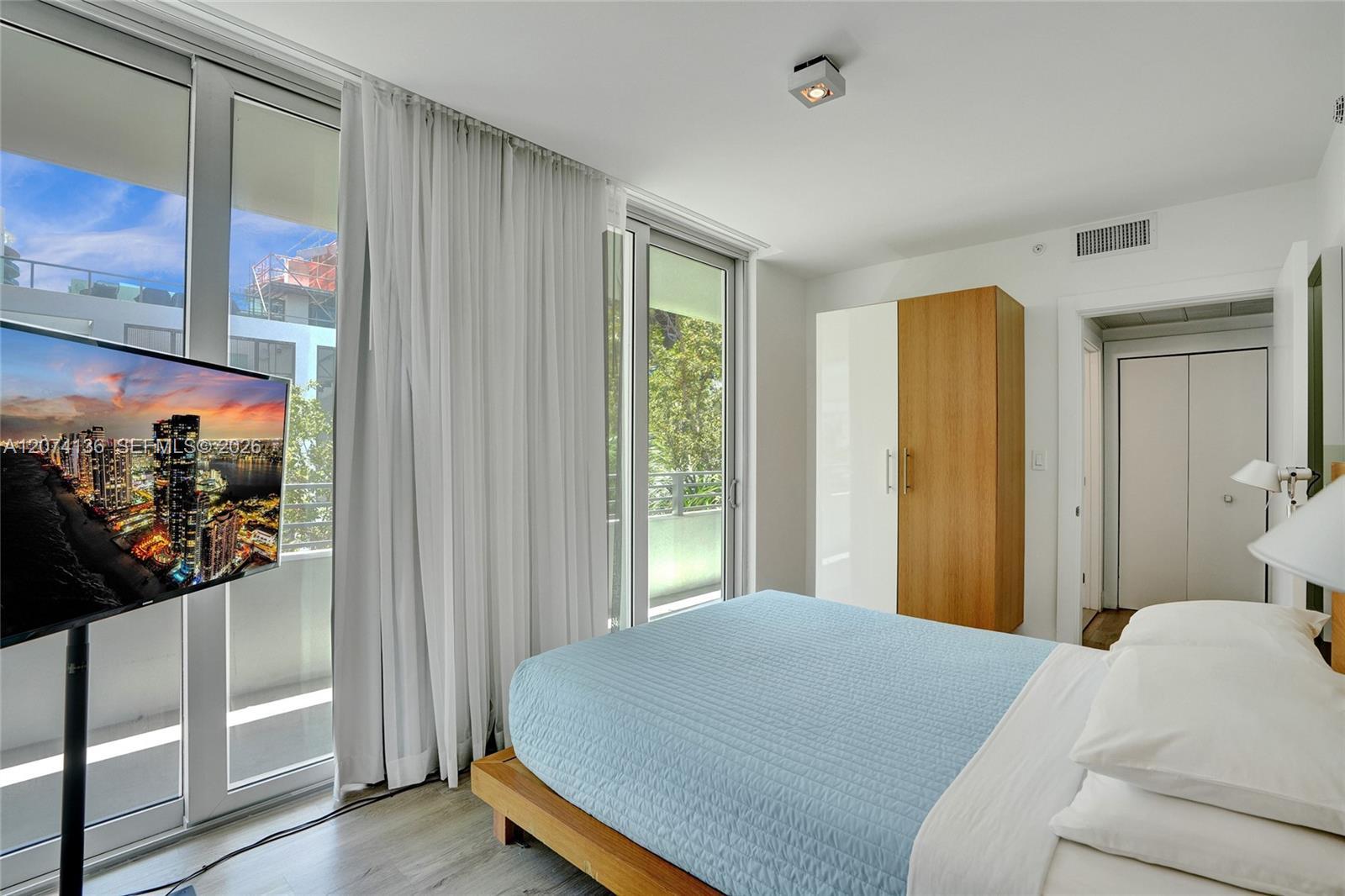 6080 Collins Ave # 520, Miami Beach FL 33140 photo 2