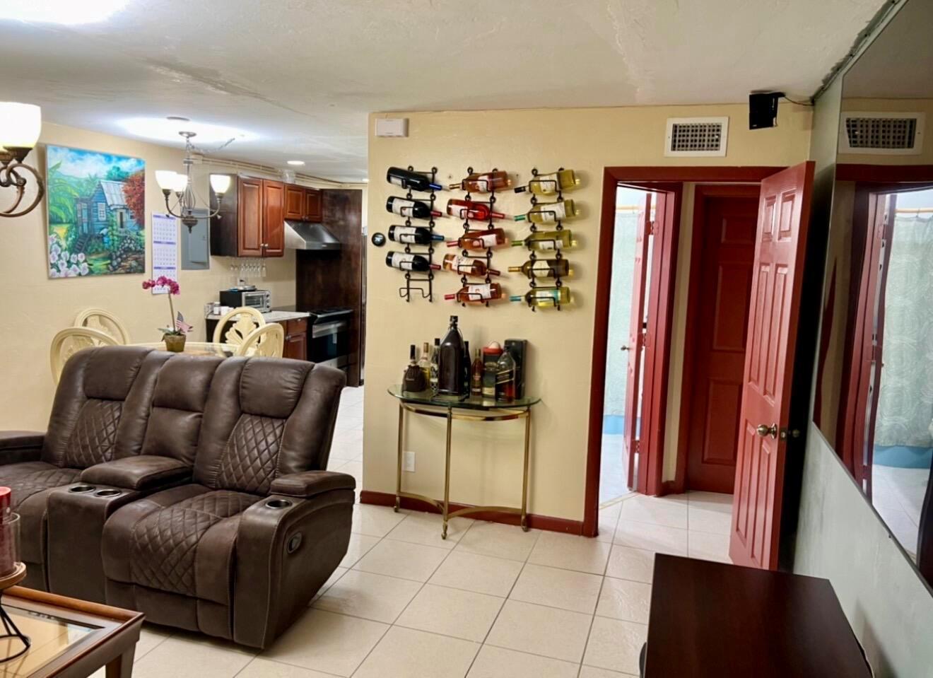 4727 Myrtle Lane, West Palm Beach FL 33417 photo 4