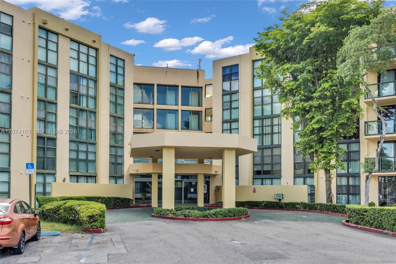11780 SW 18th St # 2, Miami FL 33175
