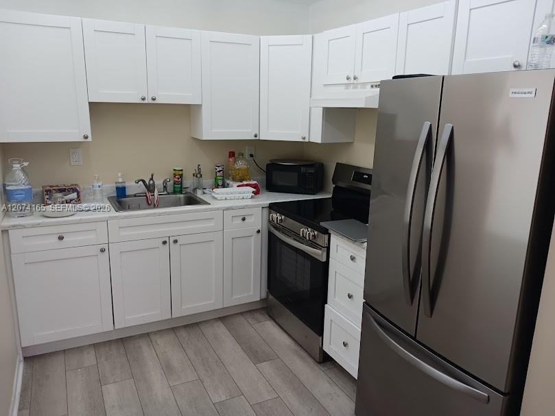 520 Capri K # 520, Delray Beach FL 33484 photo 2