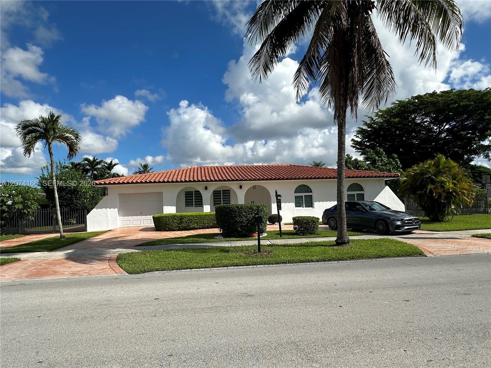 9461 SW 62nd St, Miami FL 33173 photo 2