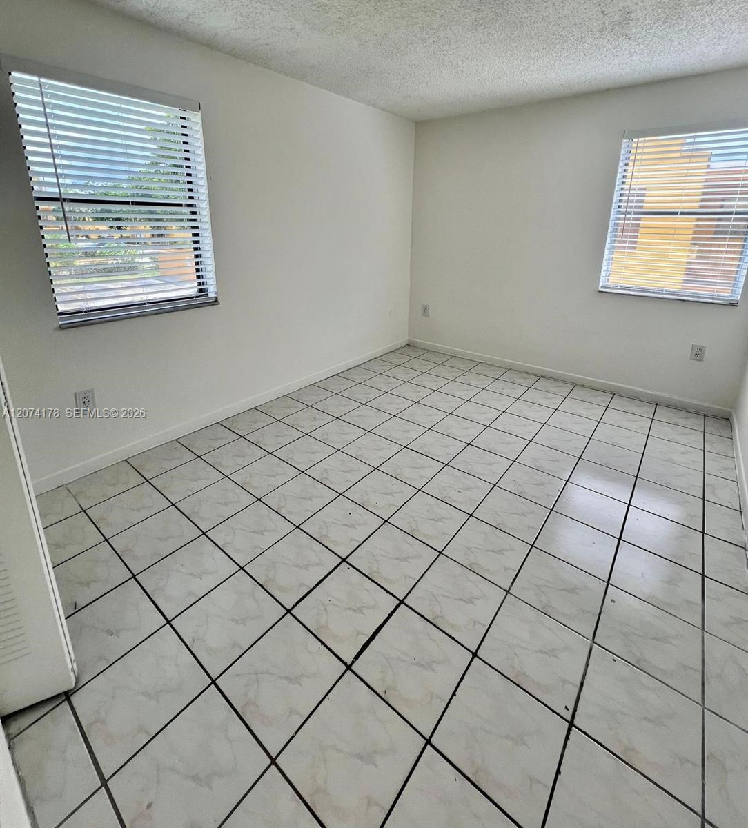 Sweetwater, FL 33172 photo 5