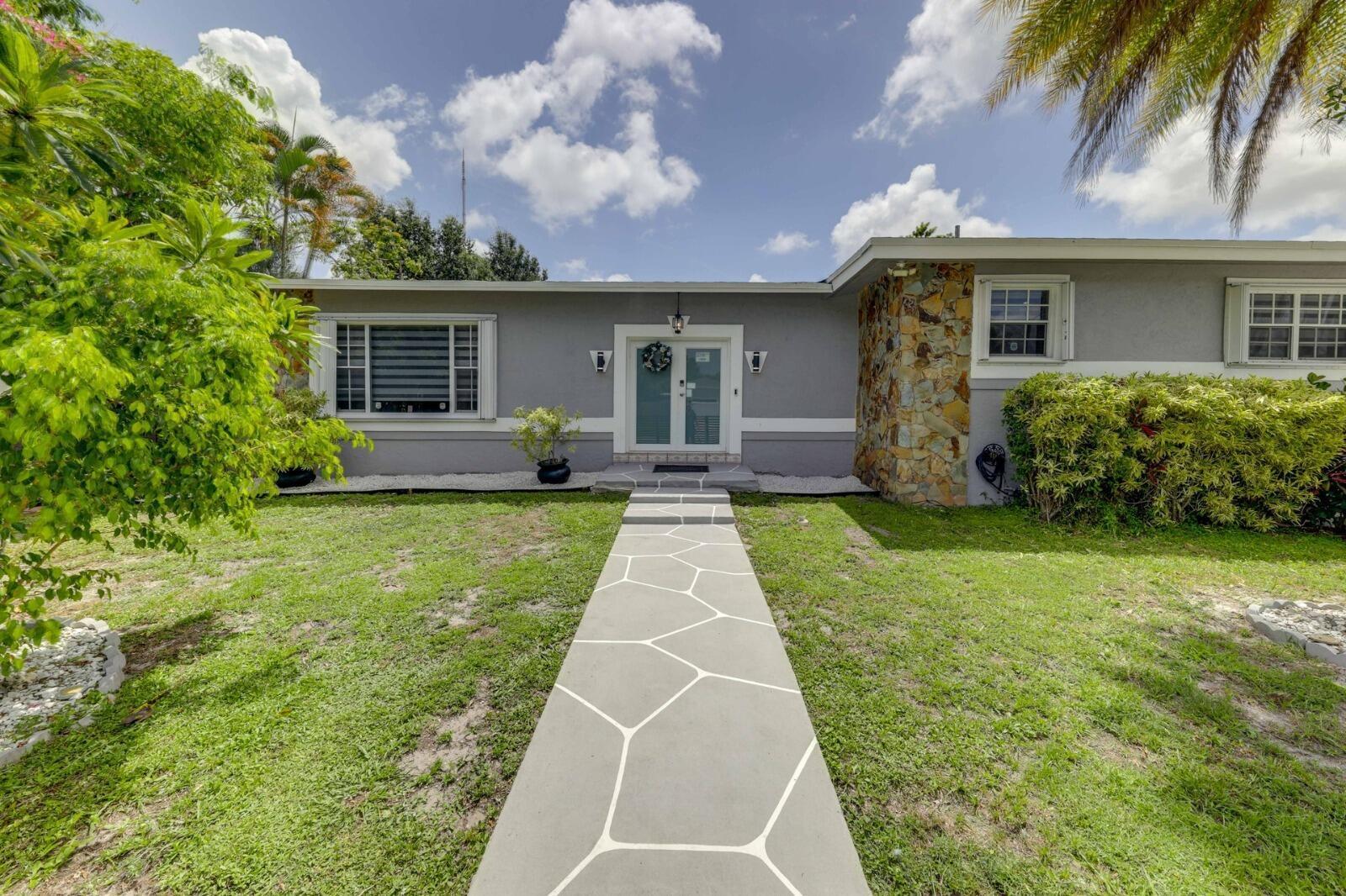 3609 SW 58TH Avenue, West Park FL 33023