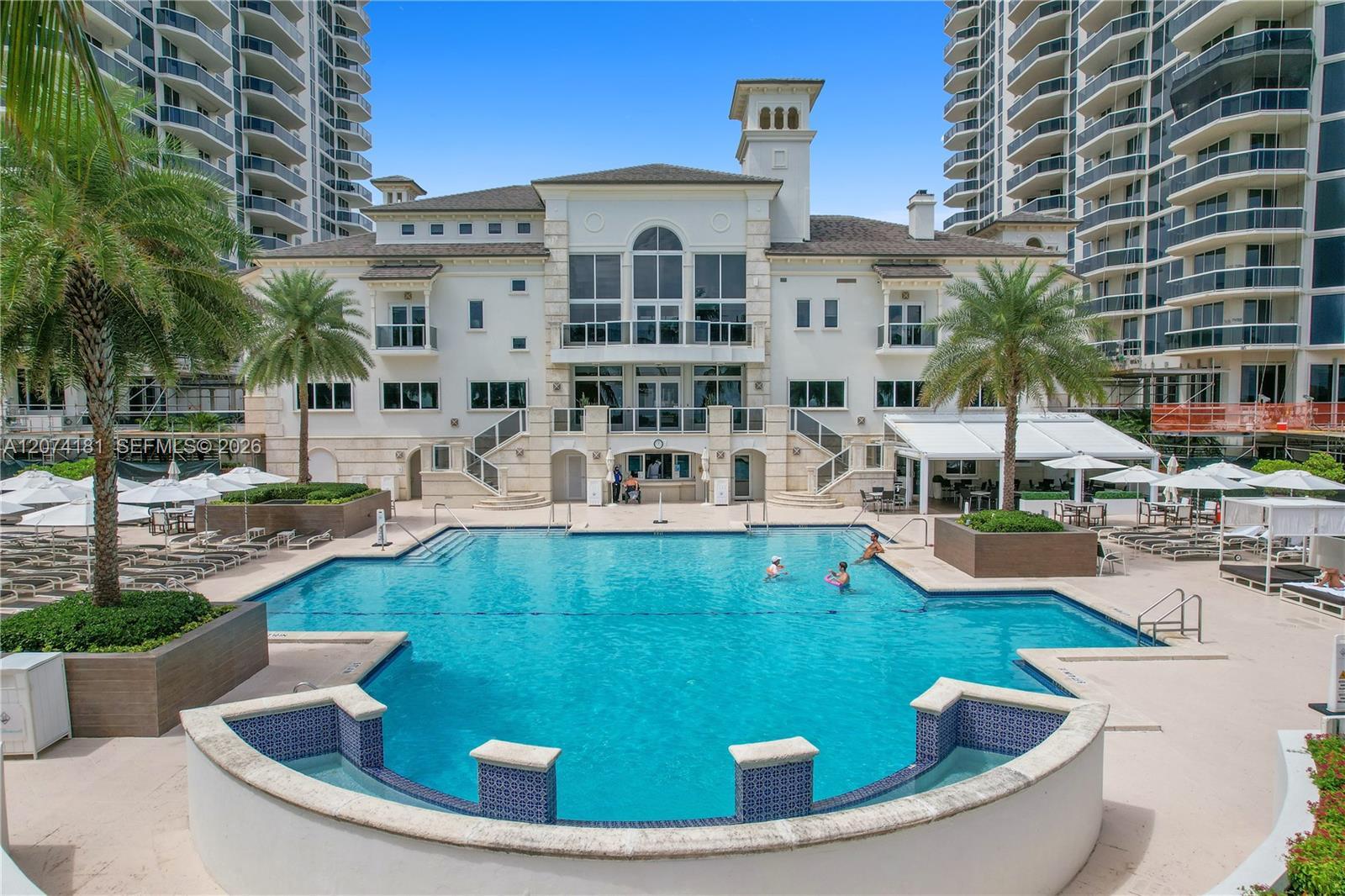 4775 Collins Ave # 2208, Miami Beach FL 33140 photo 3