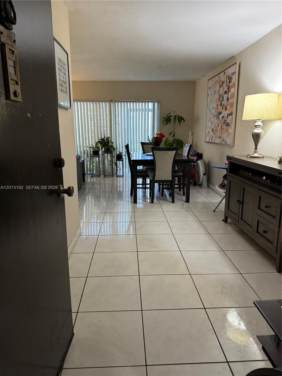 10395 N Kendall Dr # V1, Miami FL 33176 photo 3