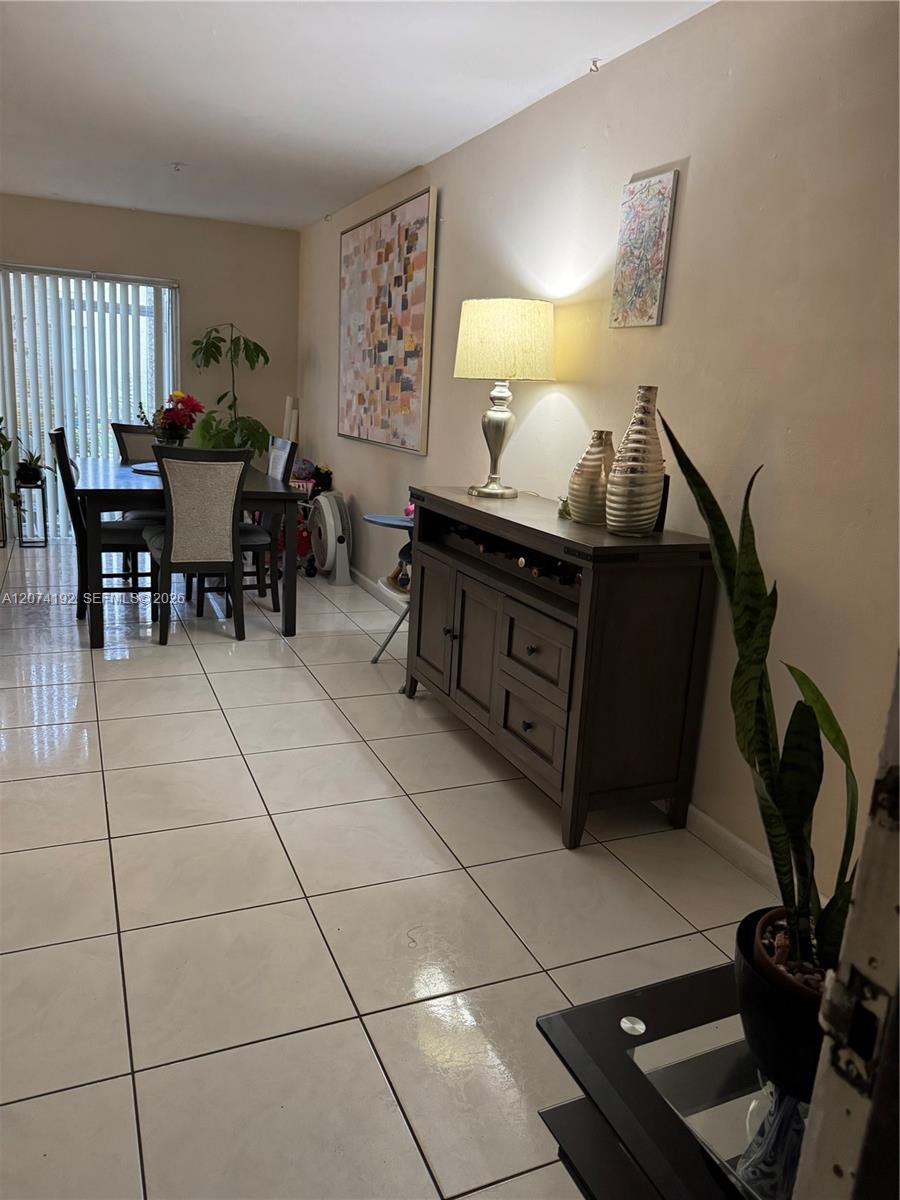 10395 N Kendall Dr # V1, Miami FL 33176 photo 4