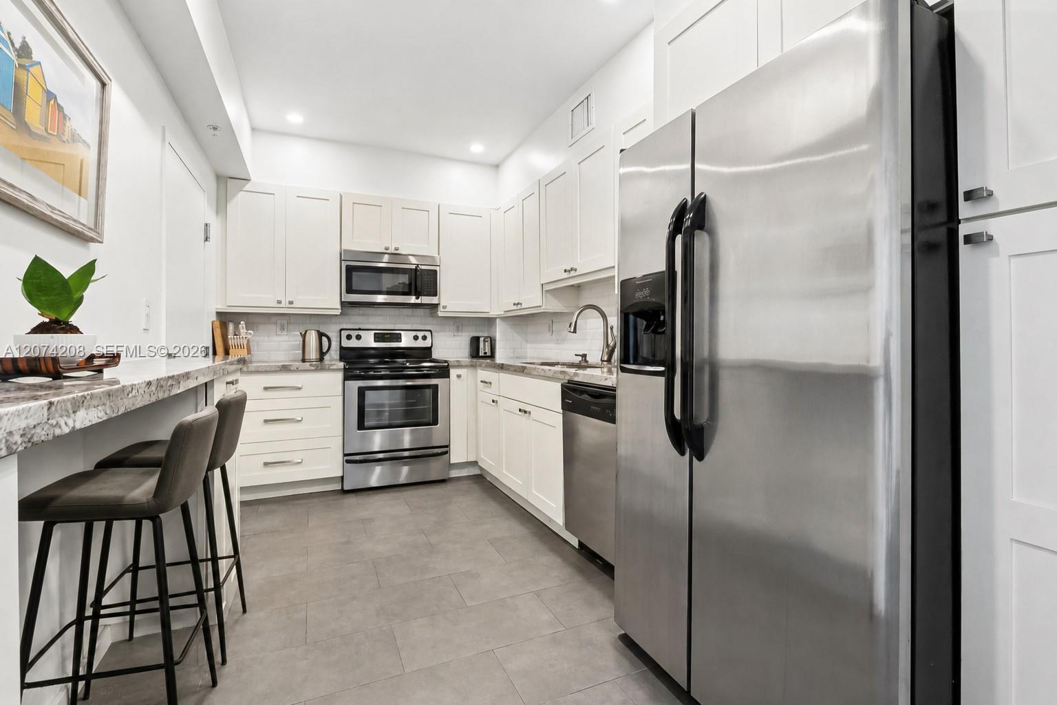 90 Edgewater Dr, Coral Gables FL 33133 photo 4