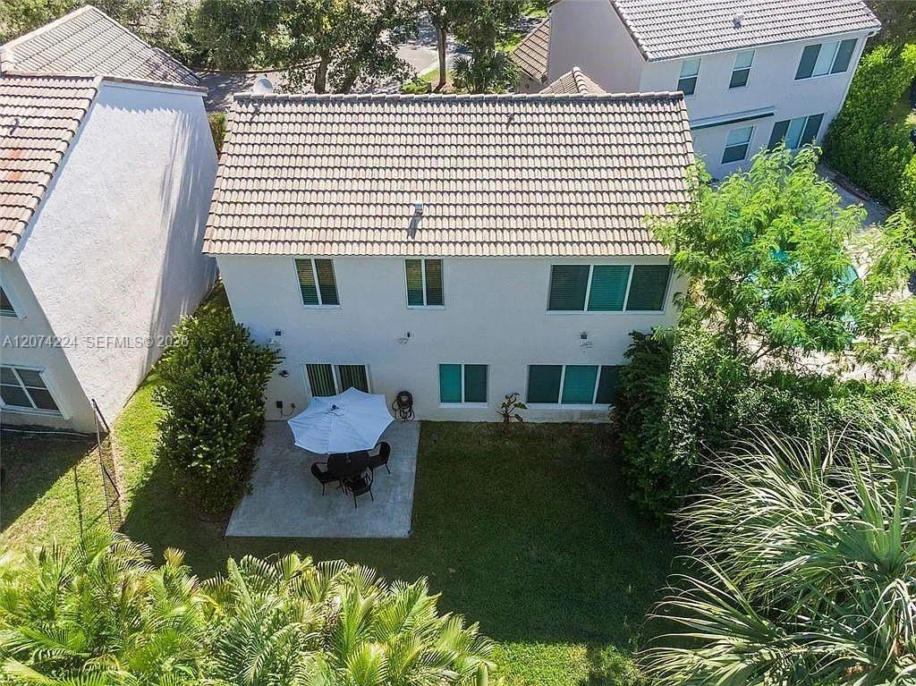 3724 Wilderness Way, Coral Springs FL 33065 photo 3
