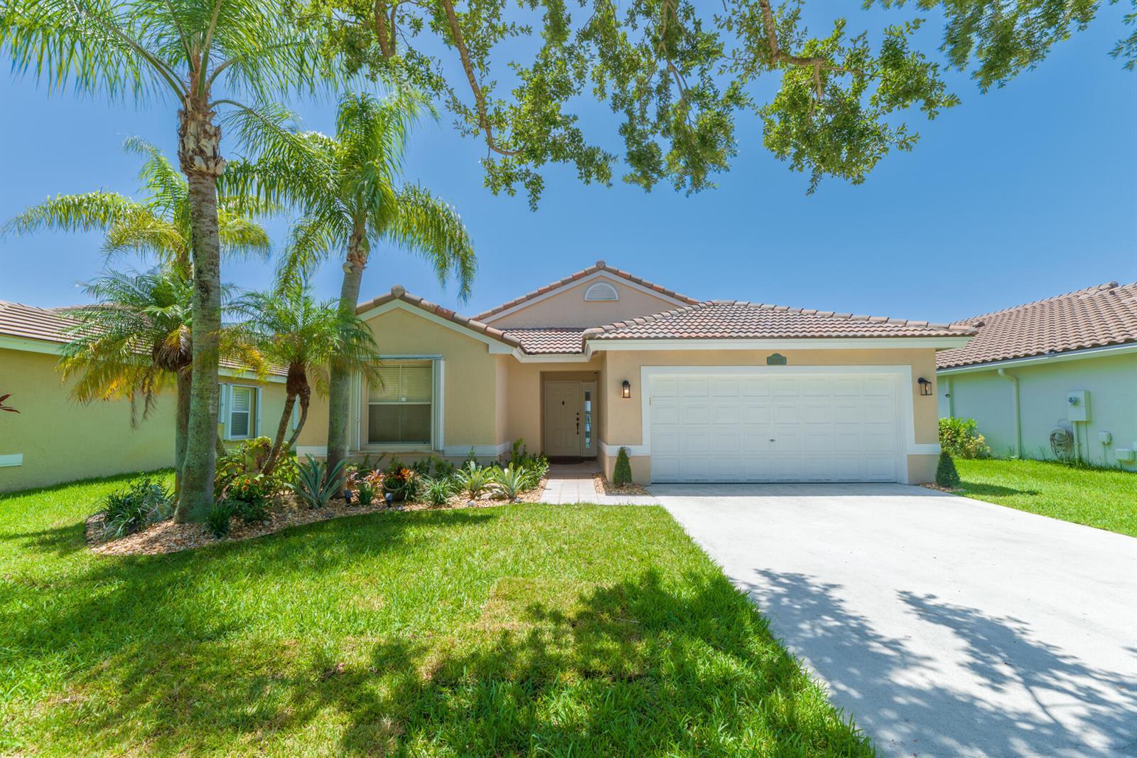 19200 NW 24TH Court, Pembroke Pines FL 33029