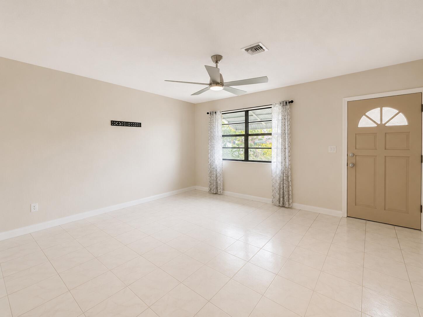 6960 SW 18TH Court, North Lauderdale FL 33068 photo 5