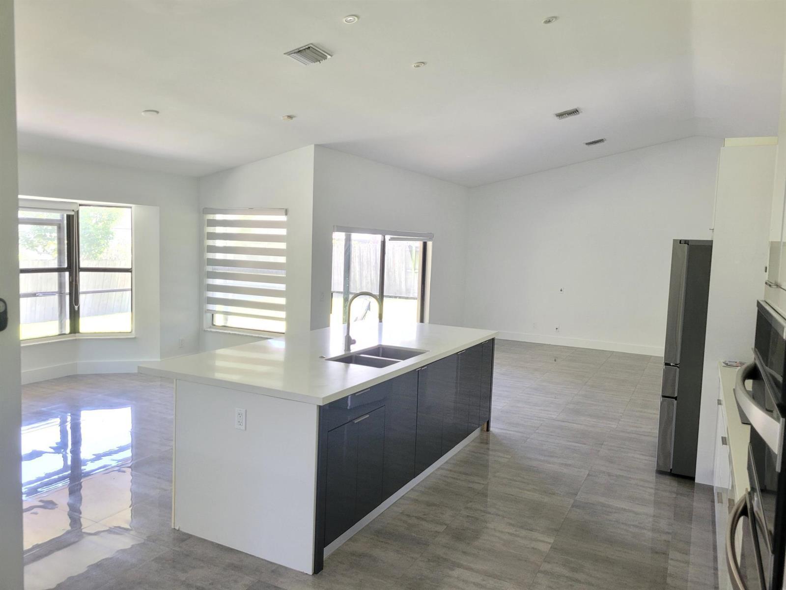 5460 HAWKES BLUFF Avenue, Davie FL 33331 photo 4