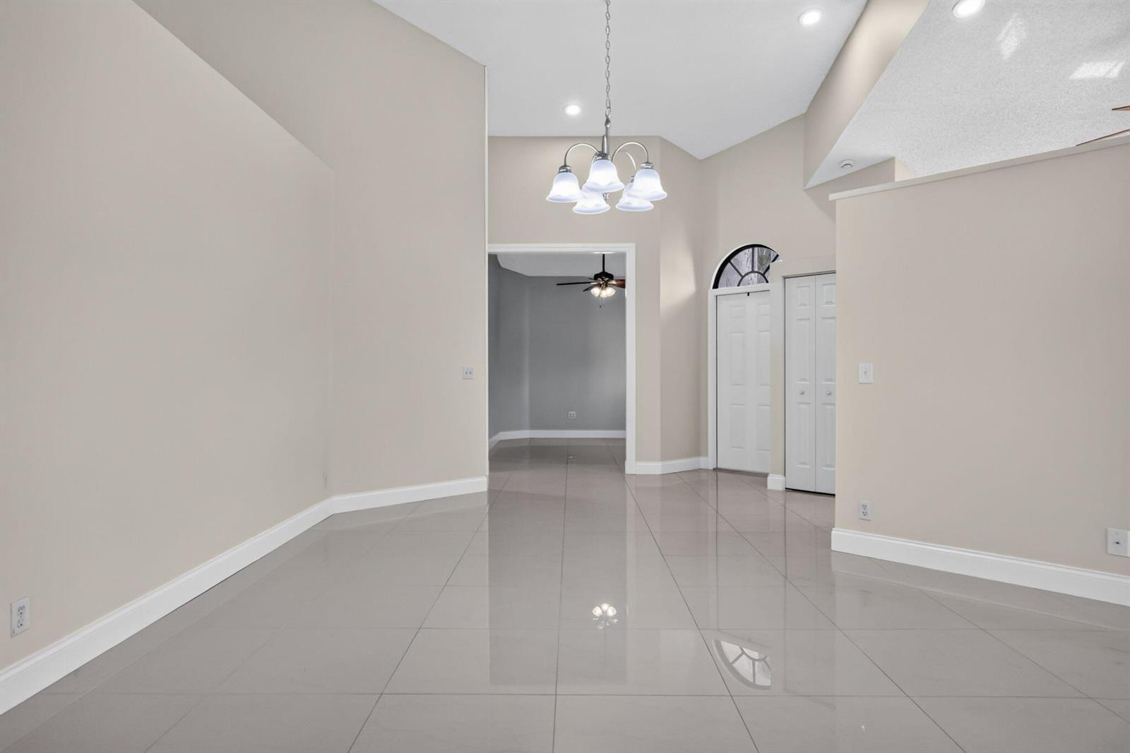 7548 Lexington Club Boulevard Apt A, Delray Beach FL 33446 photo 3