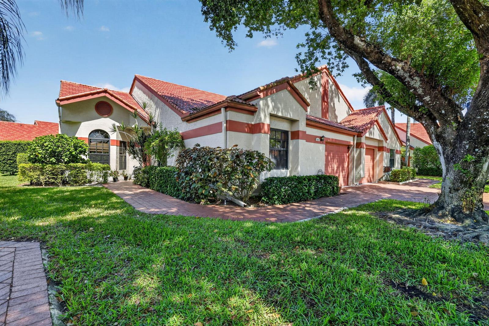 7548 Lexington Club Boulevard Apt A, Delray Beach FL 33446