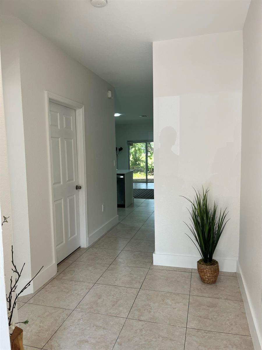 4414 WOODLAND Circle, Tamarac FL 33319 photo 3