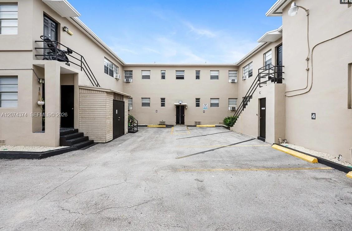821 SW 5th St # 3, Miami FL 33130 photo 2