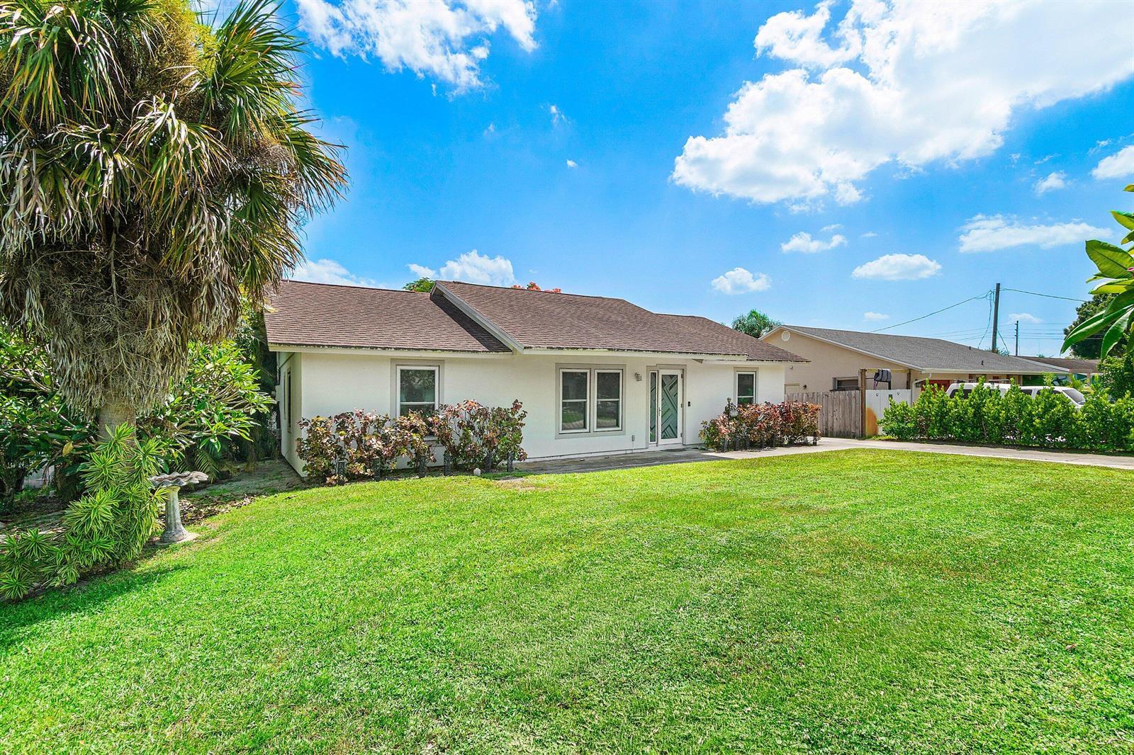 7442 Canal Drive, Lake Worth FL 33467 photo 4