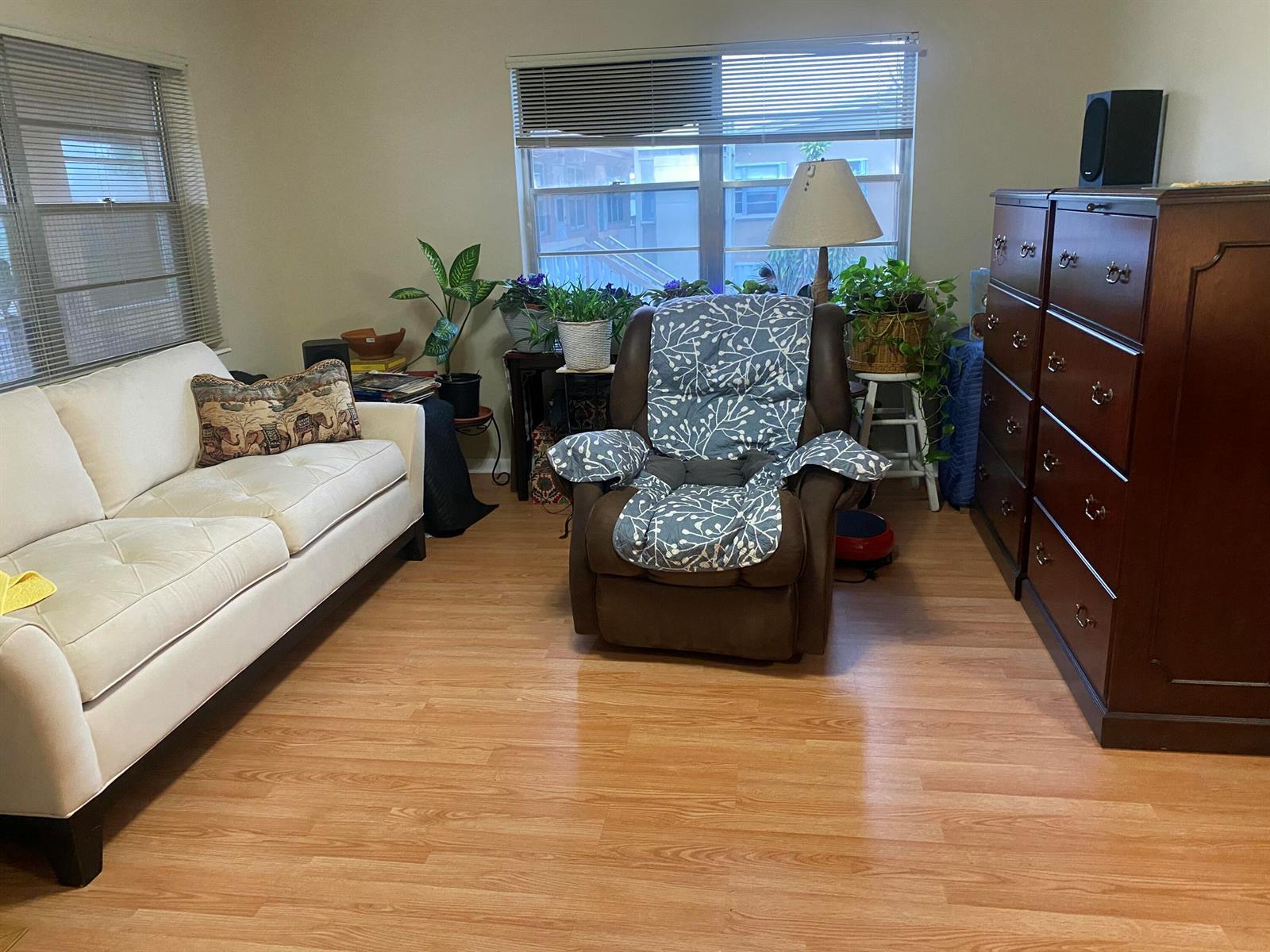 126 BEDFORD E, West Palm Beach FL 33417 photo 2