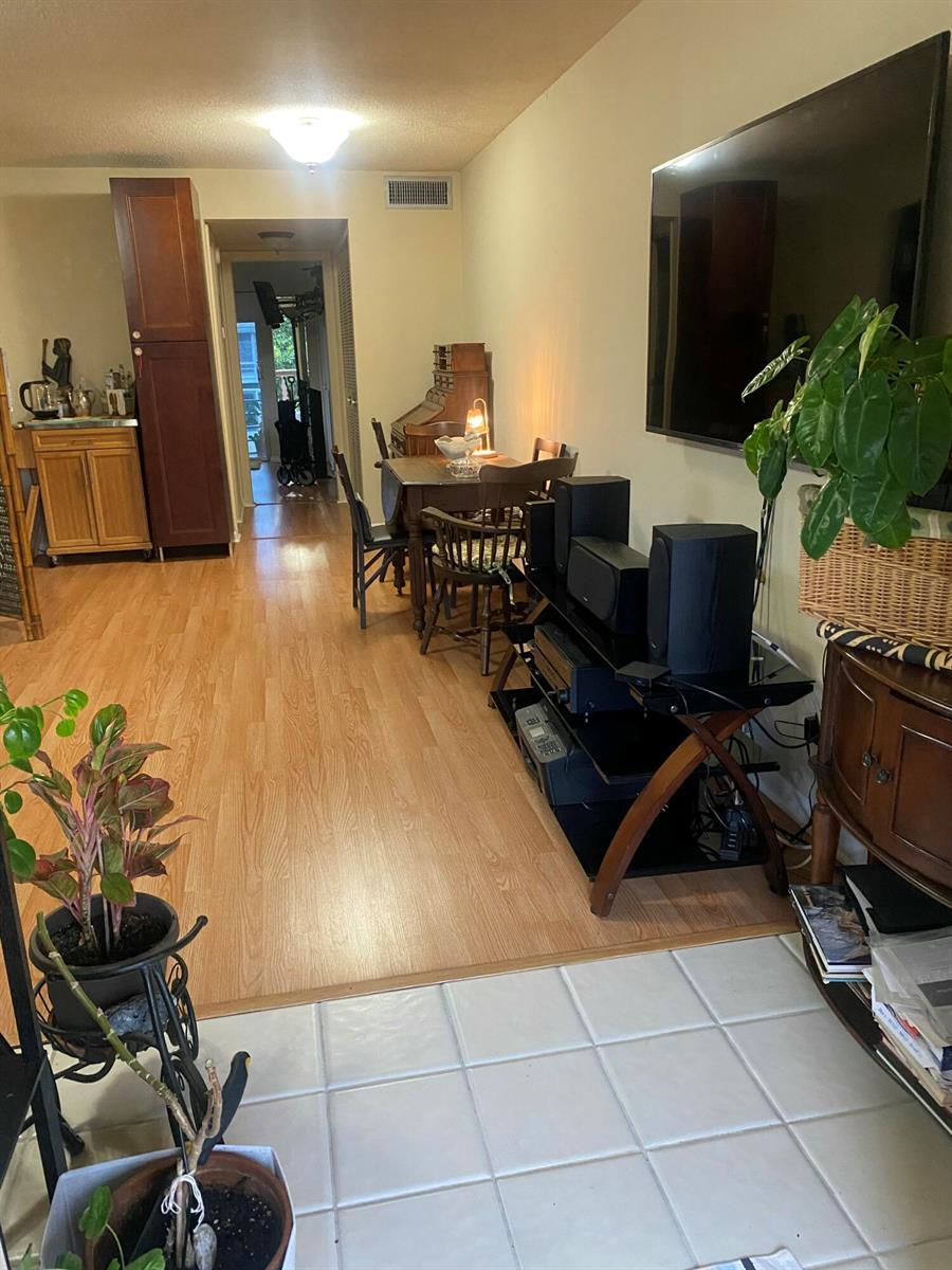 126 BEDFORD E, West Palm Beach FL 33417 photo 4