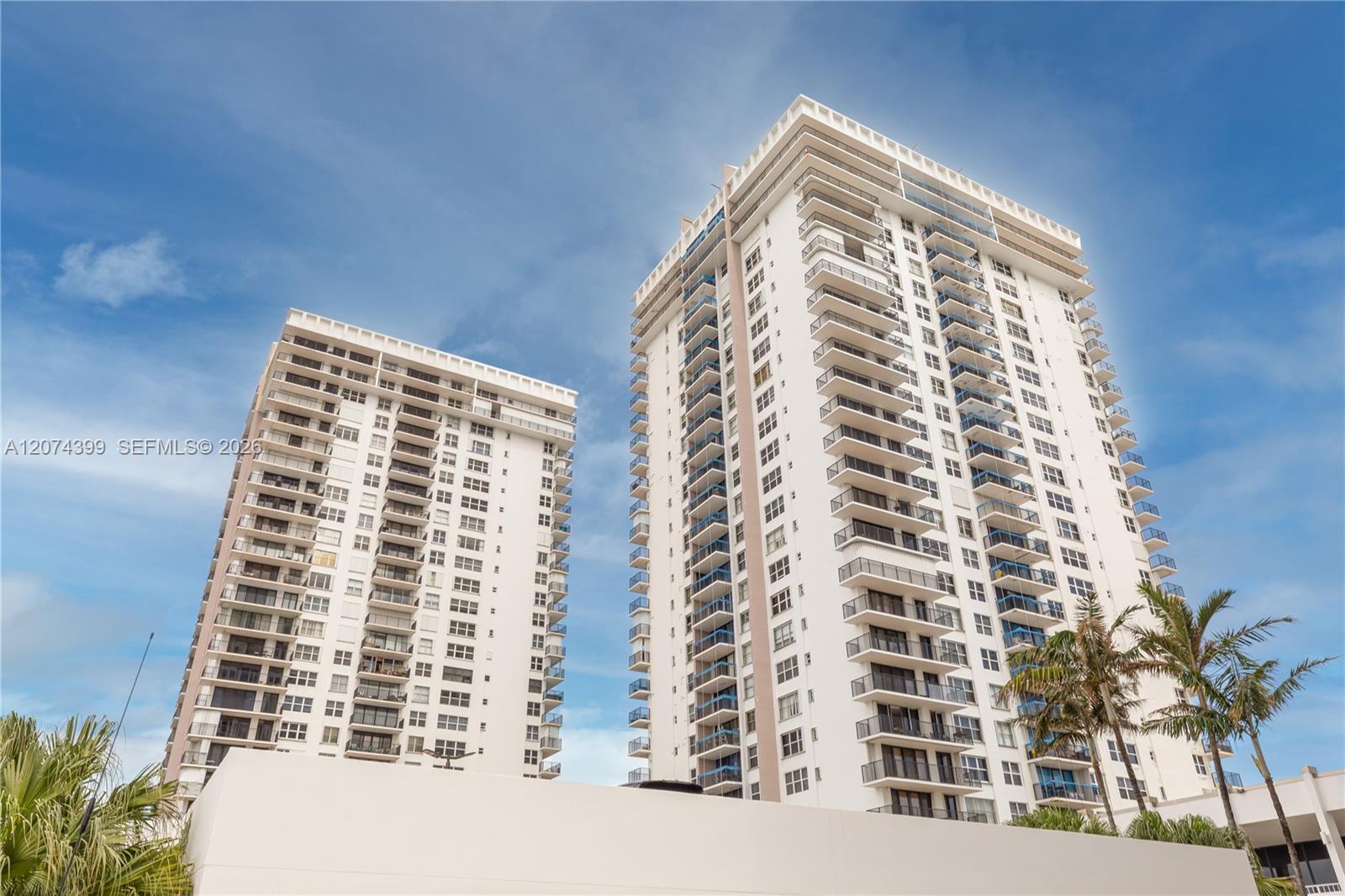 2101 S Ocean Dr # 2804, Hollywood FL 33019
