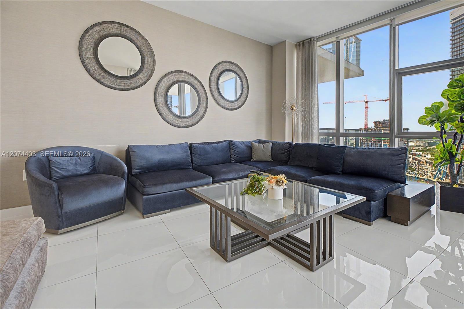 851 NE 1st Ave # 3301, Miami FL 33132 photo 2