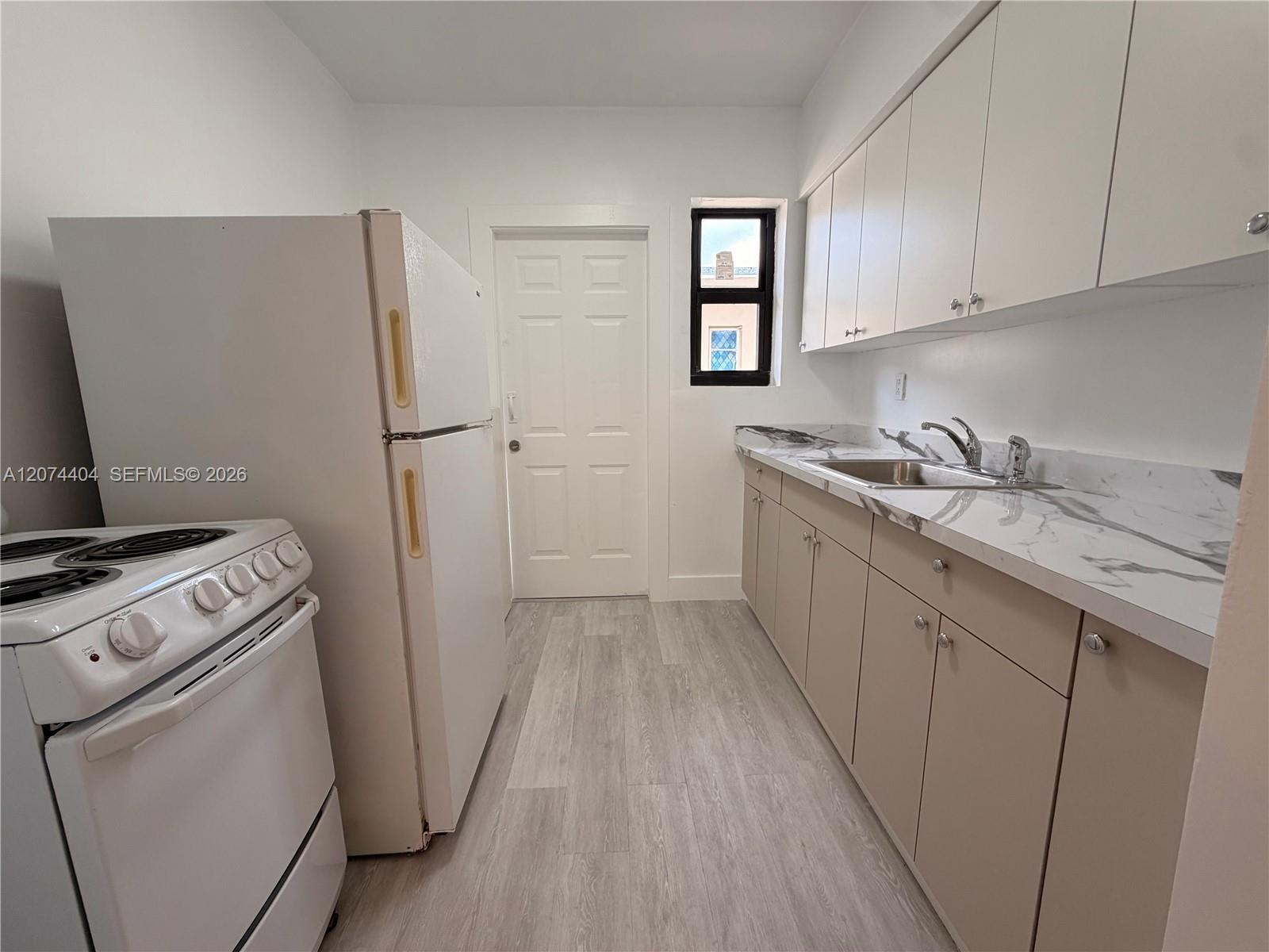 811 81st St # 2, Miami Beach FL 33141 photo 5