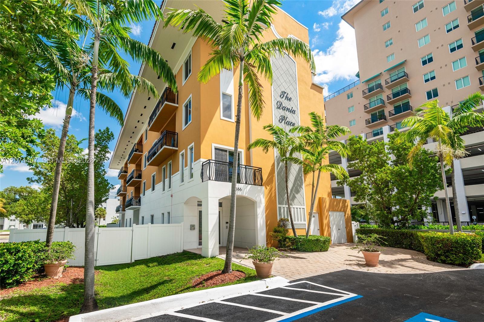 555 E Dania Beach Blvd # 9, Dania Beach FL 33004 photo 2