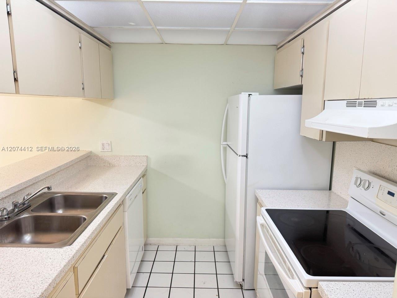 8120 Geneva Ct # 250, Doral FL 33166 photo 4