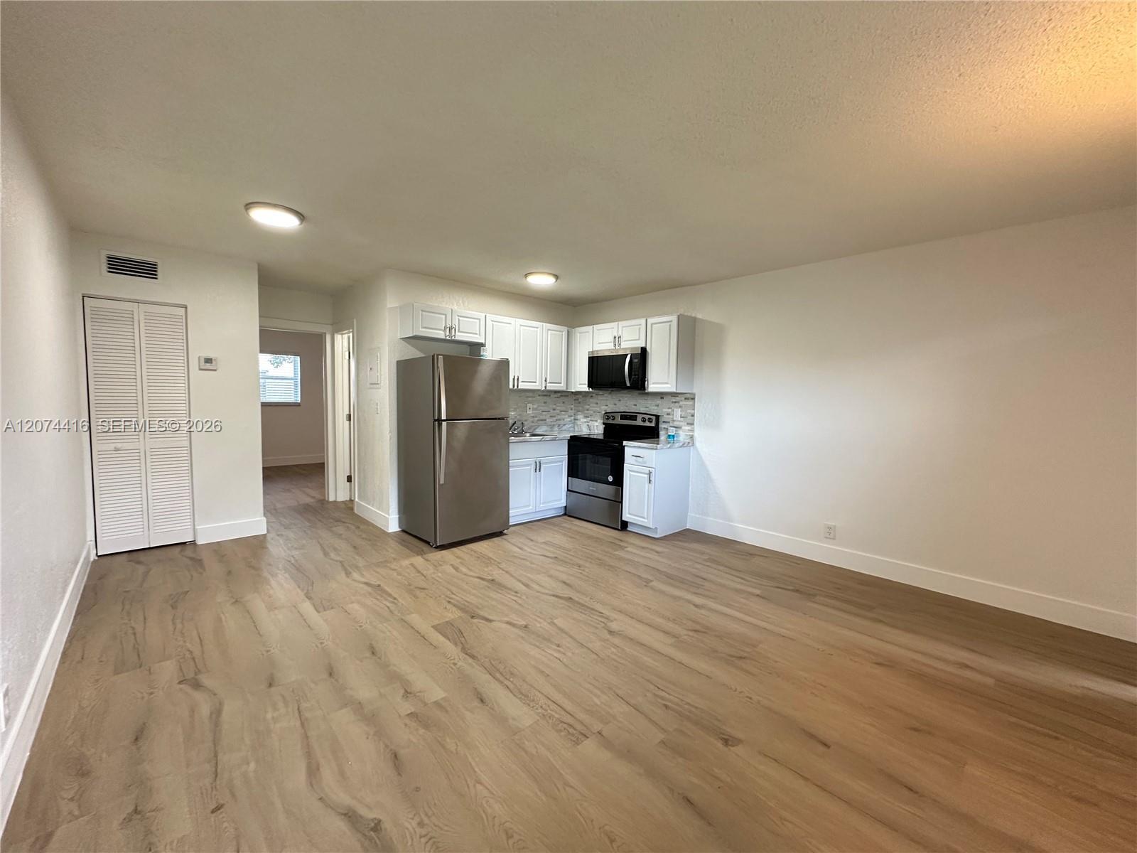 3616 NE 11th Ave # 3, Oakland Park FL 33334 photo 2